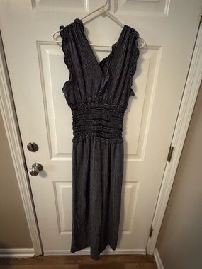 Striped Smocked Waist V-Neck Maxi Dress - Black & White